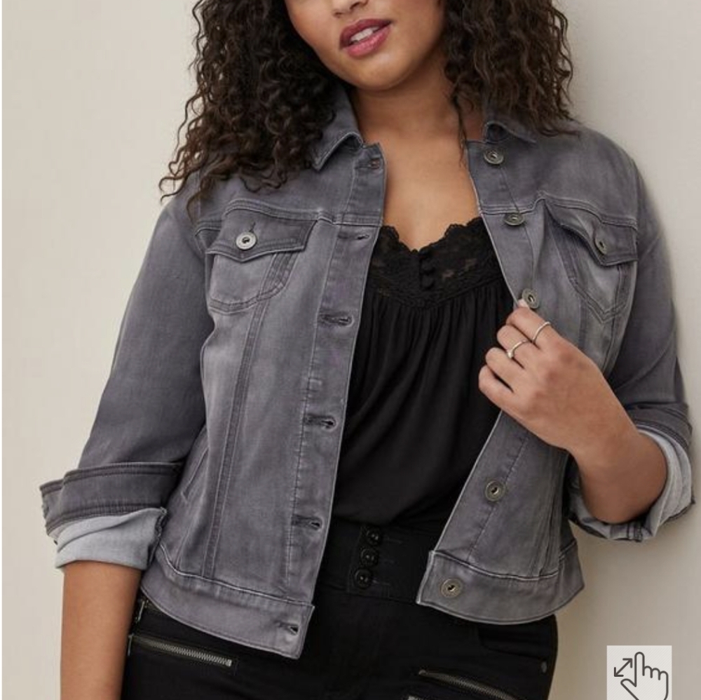 Soft denim trucker jacket